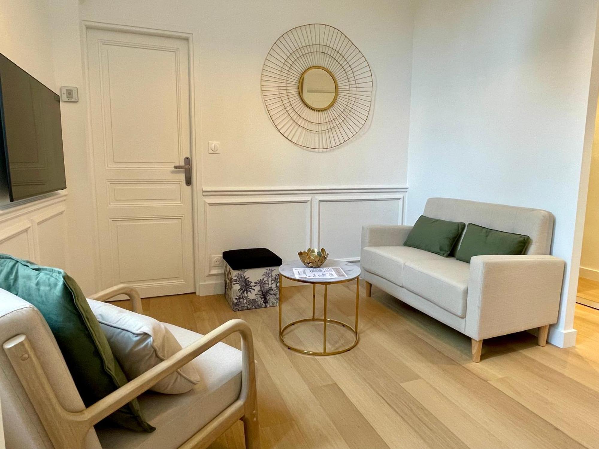 Appartements De Charme Du General Leclerc - Place D'Erlon - Hypercentre - Gare - Reims Exterior foto